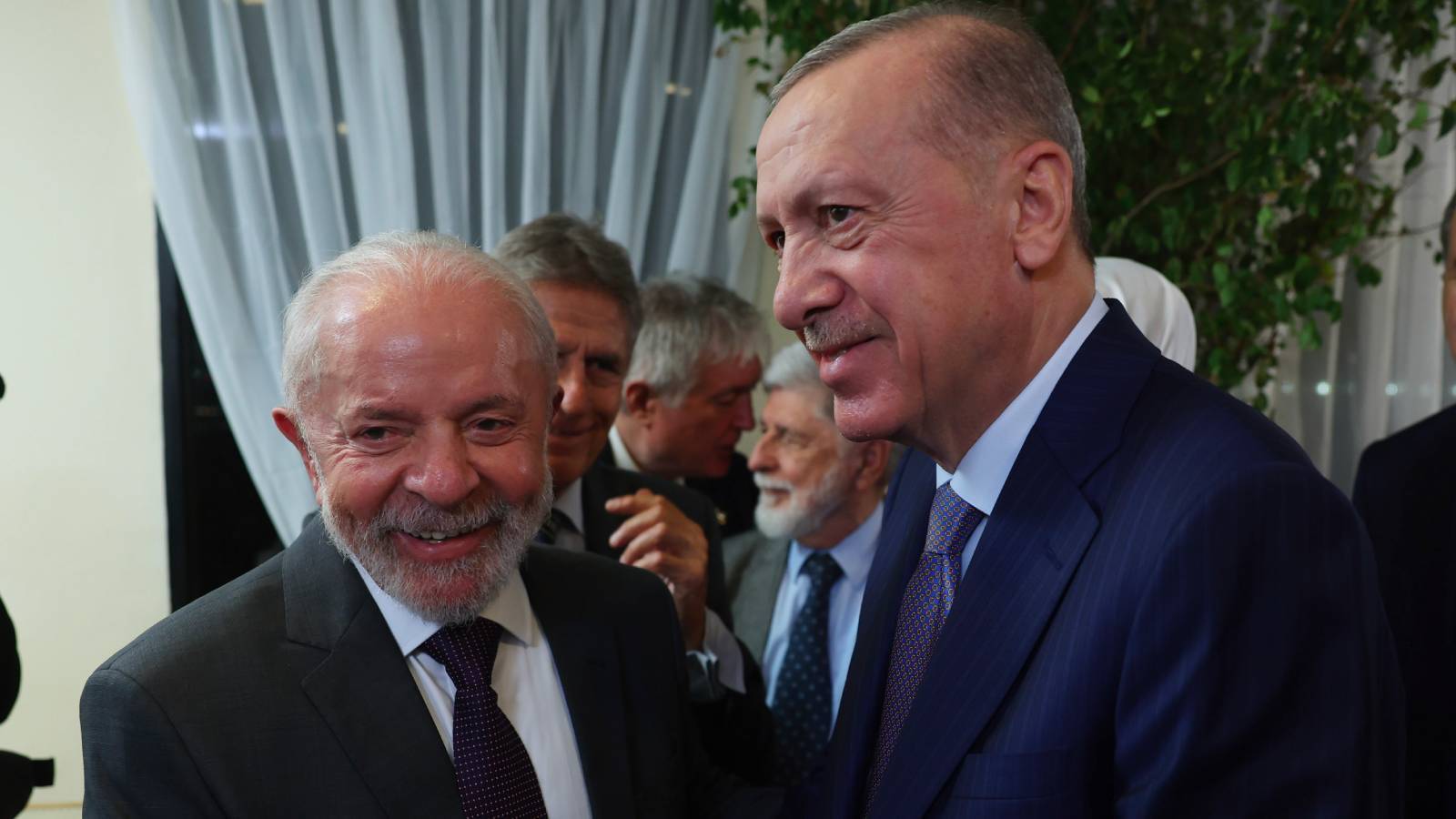 G20 Liderler Zirvesi: Erdoğan, Brezilya Devlet Başkanı Lula da Silva ile bir arada